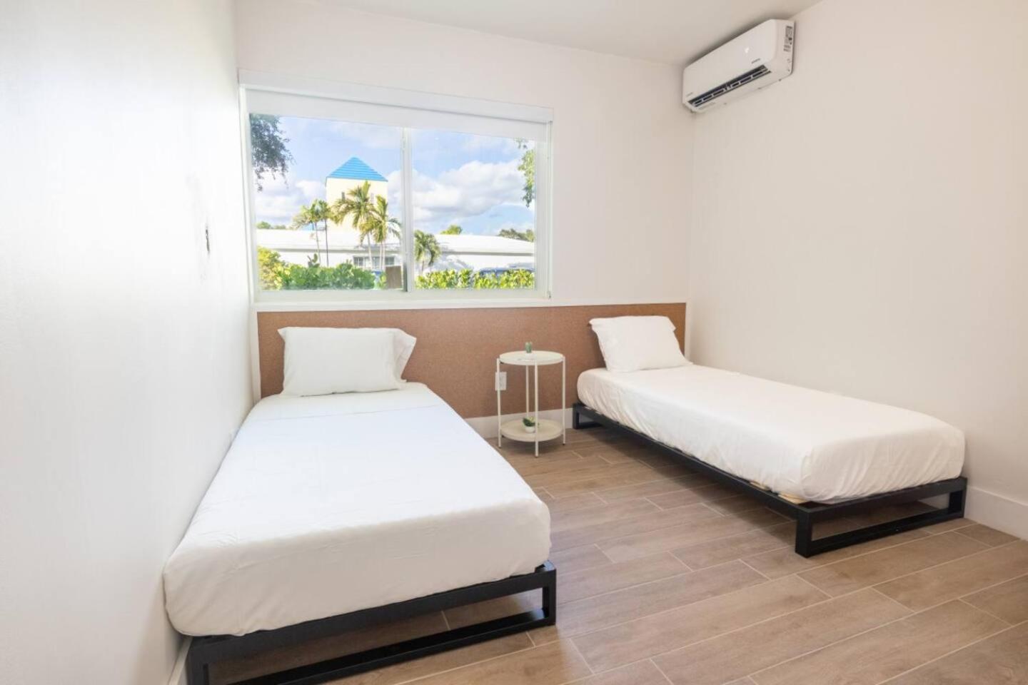 Stylish 2Bed Apartment El Portal ميامي المظهر الخارجي الصورة